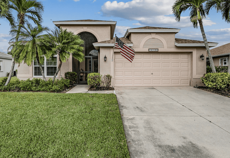 Heritage Cove in Fort Myers. Home for Sale Priced at $515,000, Heritage Cove Homes for Sale, Fort Myers Homes for Sale, 14144 Plum Island Dr Fort Myers Fl 33919